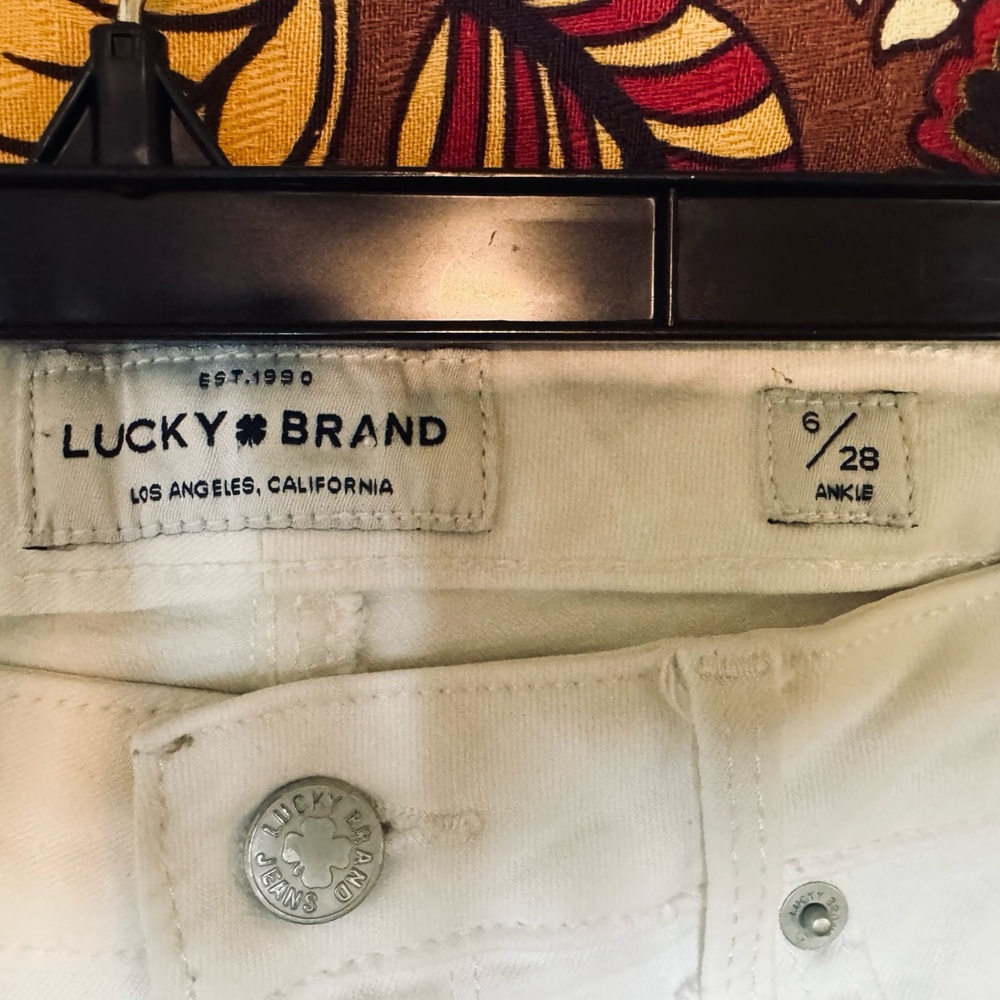 Lucky Brand white Jeans Size 6